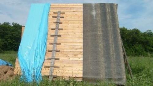 Вот такой вот у нас домик на участке. 03