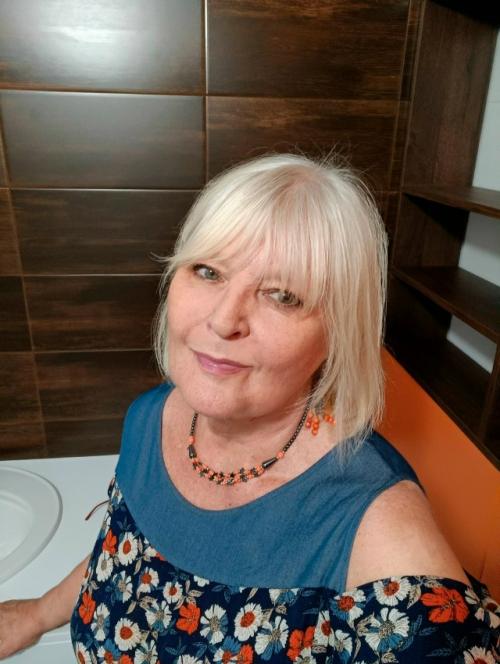 Ой, ну.  Ужасно уже хочется похвастаться моим новым интерьером, но не могу - ещё не хватает разных деталей, которые делают интерьер законченным! 04