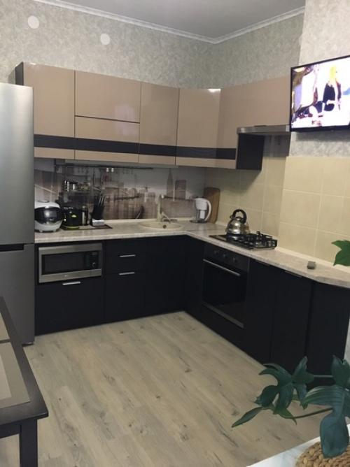 Моя кухня.  Мне кажется или здесь не хватает ярких акцентов?