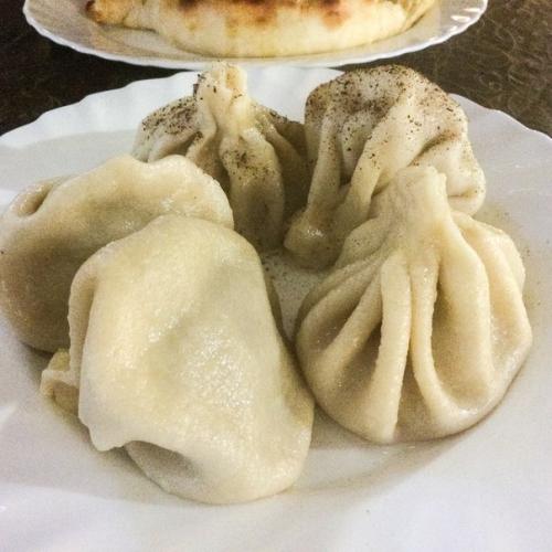 Здравствуйте, хотела оставить свой отзыв о ресторане грузинской кухни, возле метро Ак. 02