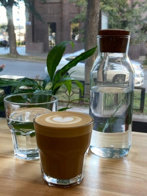 Гостим в Че.  Места - китайская столовая 1, Y Bistro, дело не в кофе на советской, Stories, миндаль. 03