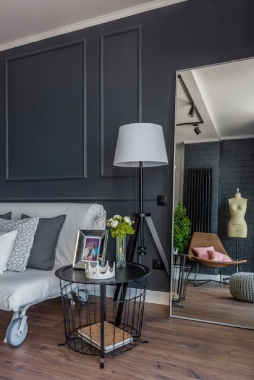 Студия Juicy - Hall оформила легкий и женственный интерьер квартиры для молодого стилиста и дизайнера одежды. 03