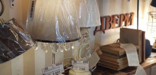 Эффектные отблески и преломления света в хрустальных гранях неизменно притягивают взгляд. 02