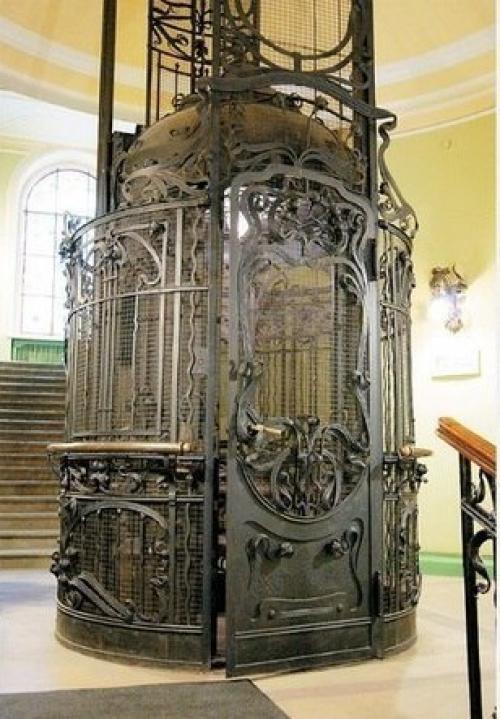 Старинные лифты Петербурга, действующие в наше время. 05
