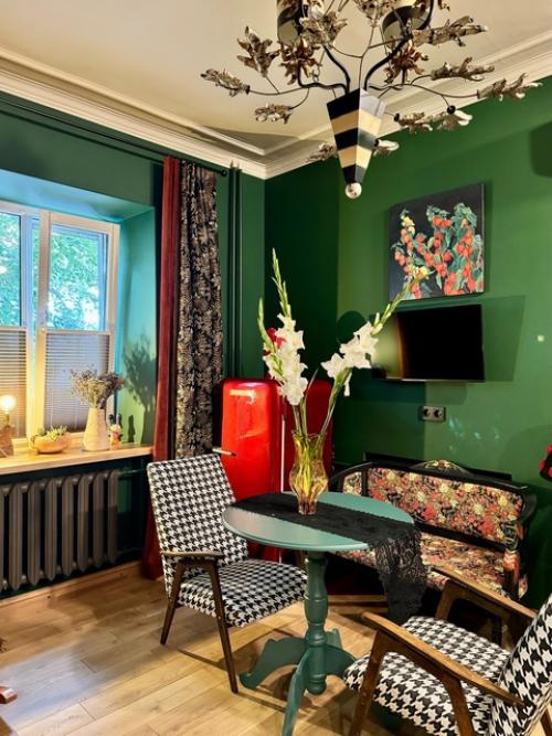 В пятницу рано утром я села в электричку и уехала проводить выходные наедине с собой. 02 В пятницу рано утром я села в электричку и уехала проводить выходные наедине с собой. 02