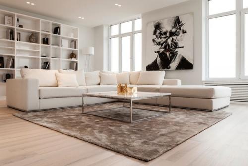 Украинский дизайнер Константин Кащук представил завершенный проект оформления квартиры под названием White Loft в 2014 году в Киеве, Украина. 01