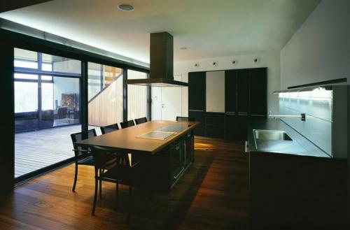 Спиральная планировка особняка с атриумом в Хорватии. 06