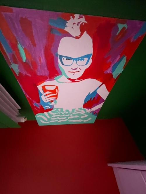 Немного моей квартиры у меня ещё ремонт конечно, но уже есть мамаевский стиль в интерьере.