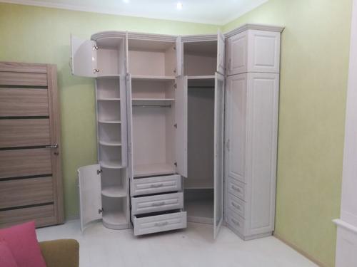 Проверенная временем, классика никогда не выходит из моды. 03