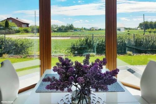 Красивый современный проект дома с характером небольшой резиденции. 05