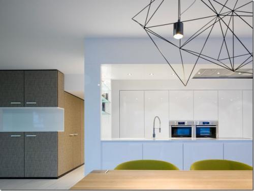 Интерьер квартиры Sch от студии Ippolito Fleitz Group. 04