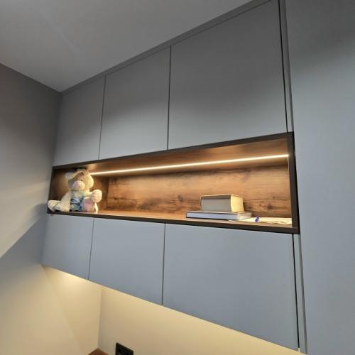 Спальня с рабочей зоной: когда всё на своём месте. 05