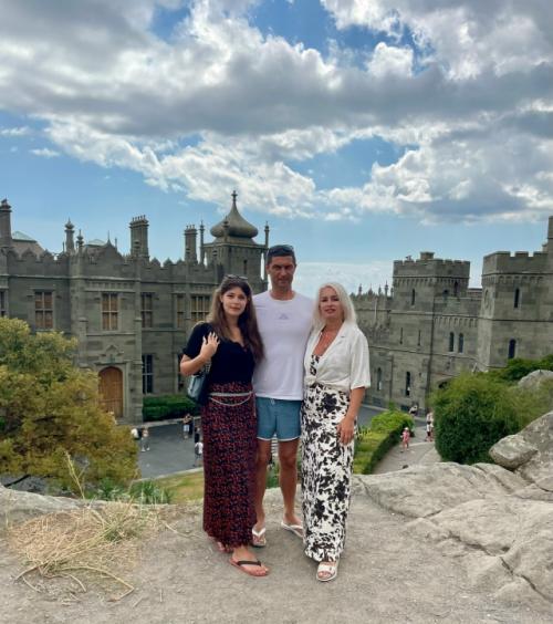 Воронцовскийдворец - архитектурный комплекс в Алупке (Крым), расположенный у подножия горы Ай-петри. 04