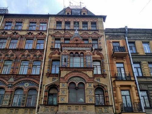 Знаменитый дом - пряник на колокольной. 01