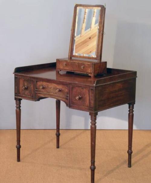 Оказывается, определенные, четкие традиции обстановки комнат сложились достаточно давно. 07