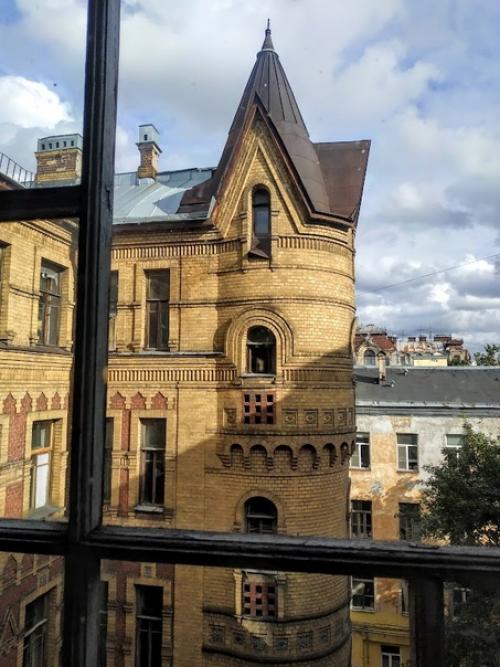 Знаменитый дом - пряник на колокольной. 03