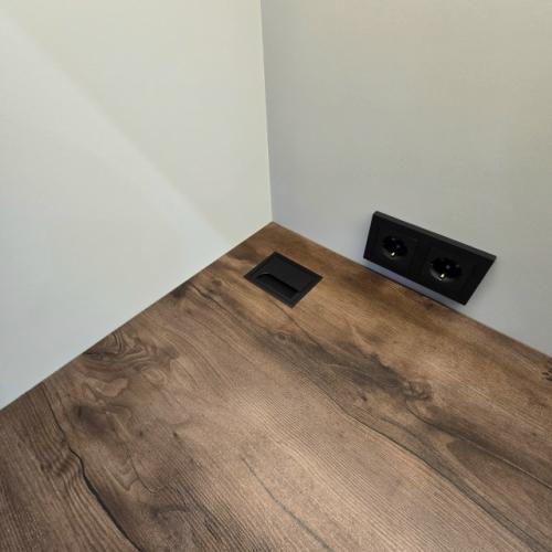 Спальня с рабочей зоной: когда всё на своём месте. 06