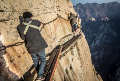Тайна пещер в китайской горе хуашань. 04
