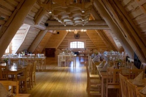 6 ресторанов, где можно вкусно поесть и отдохнуть за городом. 04