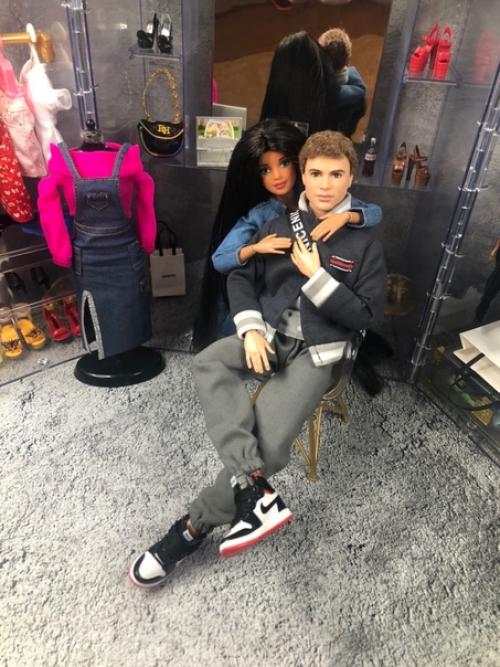 - Х: - привет моя обворожительная Диана. 03