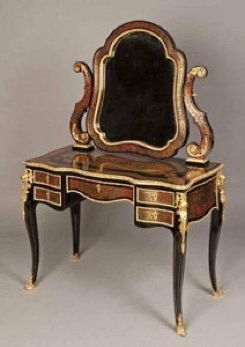 Оказывается, определенные, четкие традиции обстановки комнат сложились достаточно давно. 09