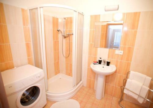 7 простых советов как сделать однокомнатную квартиру просторнее. 02