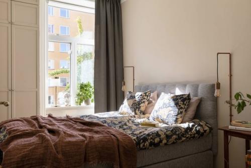 Небольшая двухкомнатная квартира в старом здании в Стокгольме. 06