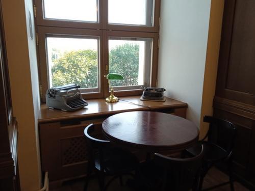 Меленаалябьева. Вчерашний трудовой день в российской государственной библиотеке в корпусе дома Пашкова. 06