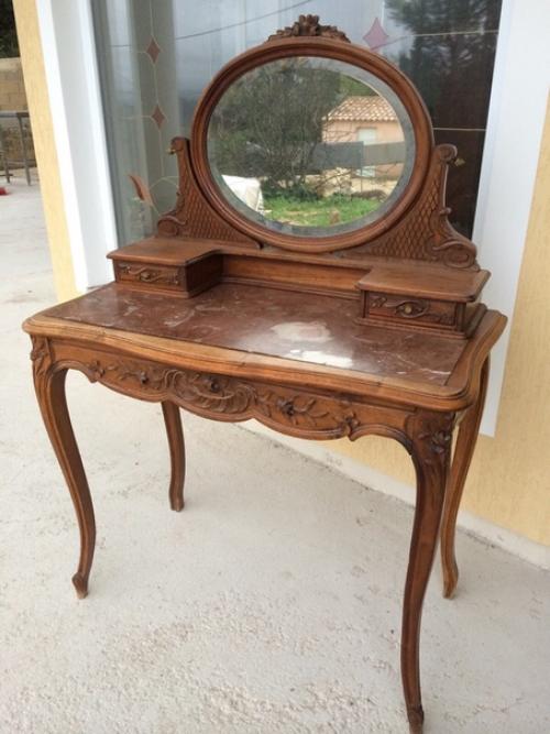 Оказывается, определенные, четкие традиции обстановки комнат сложились достаточно давно. 01