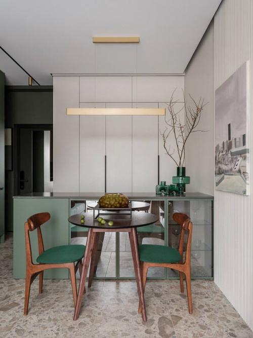 Потрясающий вид на город: уютная и необычная квартира. 01