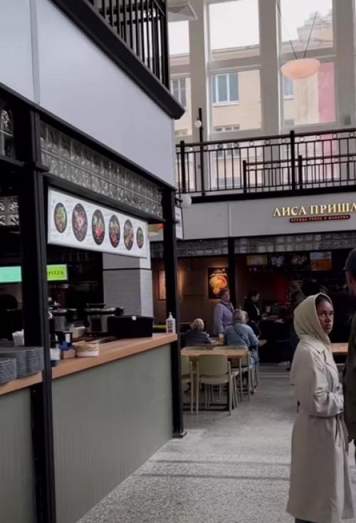 В Петербурге официально открылся обновлённый Московский Рынок. 06