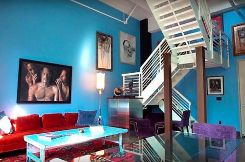 Джонни депп продает свой уникальный пентхаус в Лос-анджелесе за 12 миллионов долларов. 02