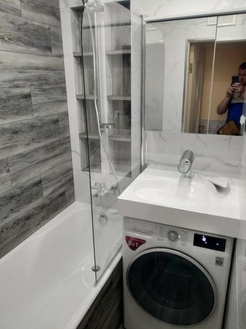 Наша ванная, маленькая, но местили всё по максимуму. 02