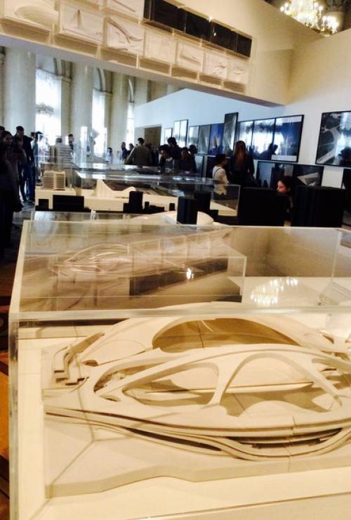 Проект подготовлен специально для николаевского зала зимнего дворца - одного из главных парадных исторических интерьеров музея. 06