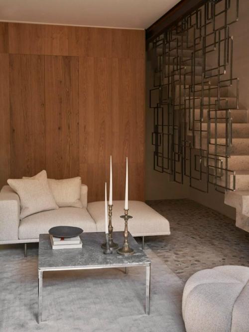 На юге Франции средневековый дом XIV века получил новую жизнь и превратился в современный гостевой дом. 02