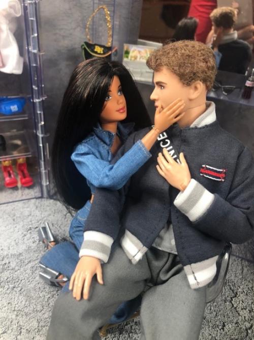 - Х: - привет моя обворожительная Диана. 06