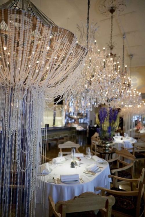 Гвидон - рыбный ресторан альянса White Rabbit Family, где оживают сказки Пушкина. 06