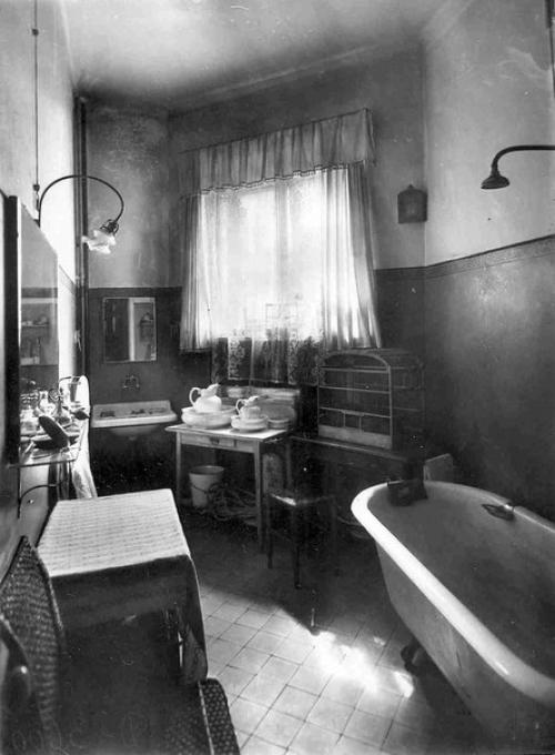 Аналог журнала Дизайн и Интерьеры нашего времени - фотографии квартиры князя Михаила Андроникова (Петербург, наб. 01