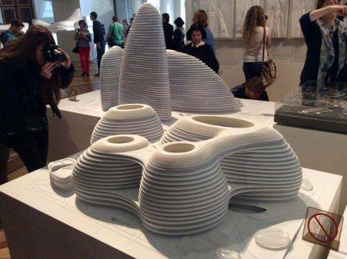 Проект подготовлен специально для николаевского зала зимнего дворца - одного из главных парадных исторических интерьеров музея. 04