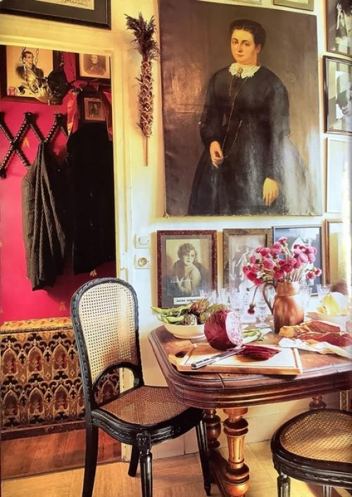 Лечение сердечной аритмии прошло в парижском госпитале удачно я я вновь у себя дома в парижской квартире. 03