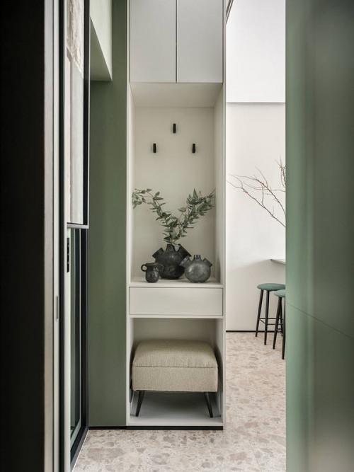 Потрясающий вид на город: уютная и необычная квартира. 06