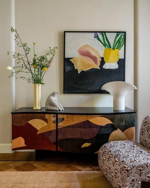 Дизайнер Елена учаева оформила интерьер для семейной пары в доходном доме Ольги гартман, построенном в 1911 году по проекту архитектора челыщева. 05