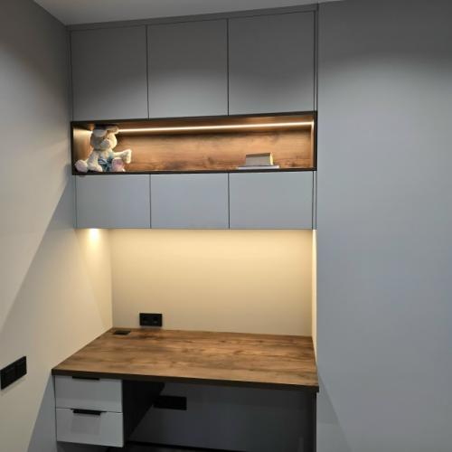 Спальня с рабочей зоной: когда всё на своём месте. 04