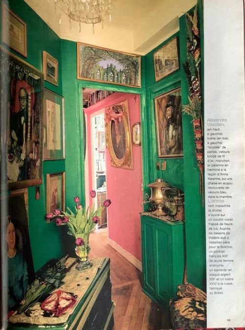 Лечение сердечной аритмии прошло в парижском госпитале удачно я я вновь у себя дома в парижской квартире. 09