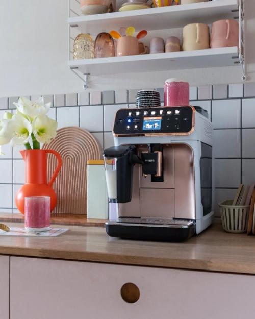 Приятная бежево - розовая гамма в дизайне уютного немецкого дома. 02