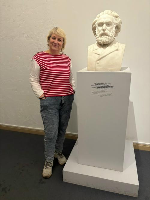 Этот художник для меня загадка, начиная с его необычного имени и фамилии, происхождения, непростой судьбы и тех шедевров, которые он создал.