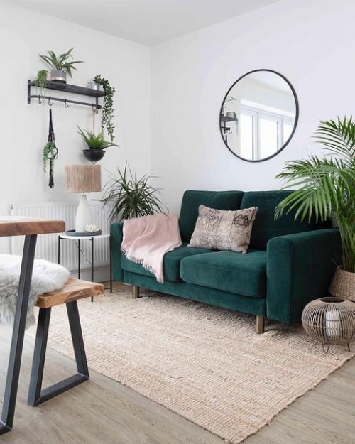 Зеленый диван в интерьере. 07