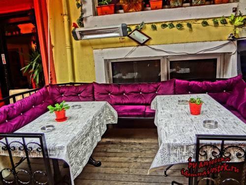 В стамбульском районе бейоглу находится самое необычное и романтичное место города - французская улица. 01 В стамбульском районе бейоглу находится самое необычное и романтичное место города - французская улица. 01