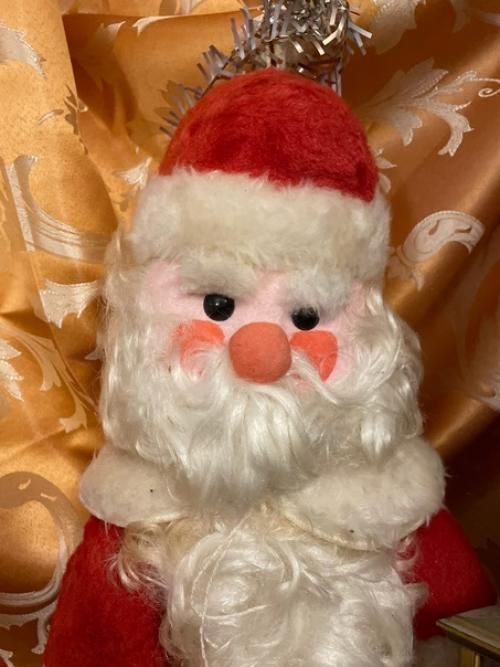 Вот такой замечательный дедушка Мороз. 01