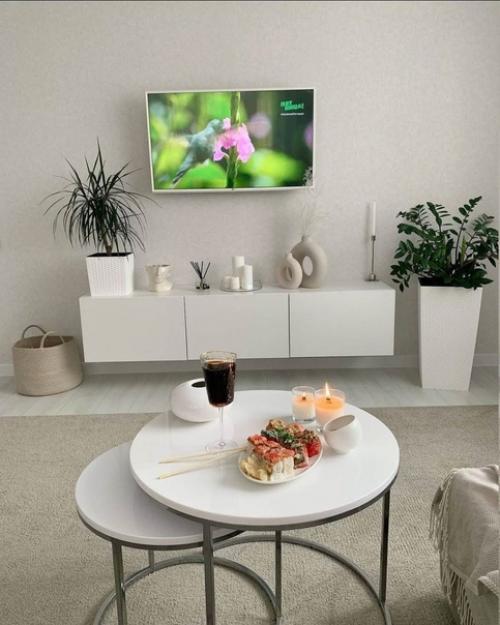 Интерьер квартиры.  Шикарное оформление, основным цветом был выбран белый. 07